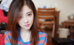 网红狗子张悦吃瓜视频在线观看,带你领略萌宠界的欢乐时光