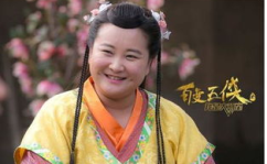 娱乐吃瓜酱贾玲,娱乐吃瓜界的“瓜王”，揭秘娱乐圈幕后故事